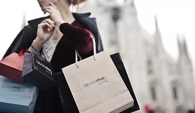 “我去留学,不是为了帮你们免费代购的”