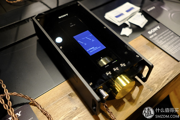 索尼sony初音限定版,索尼召开醇音系列音频产品发布会