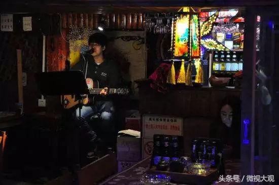 工资4千，还贷8千：厦门人的夜晚，其实比白天更忙