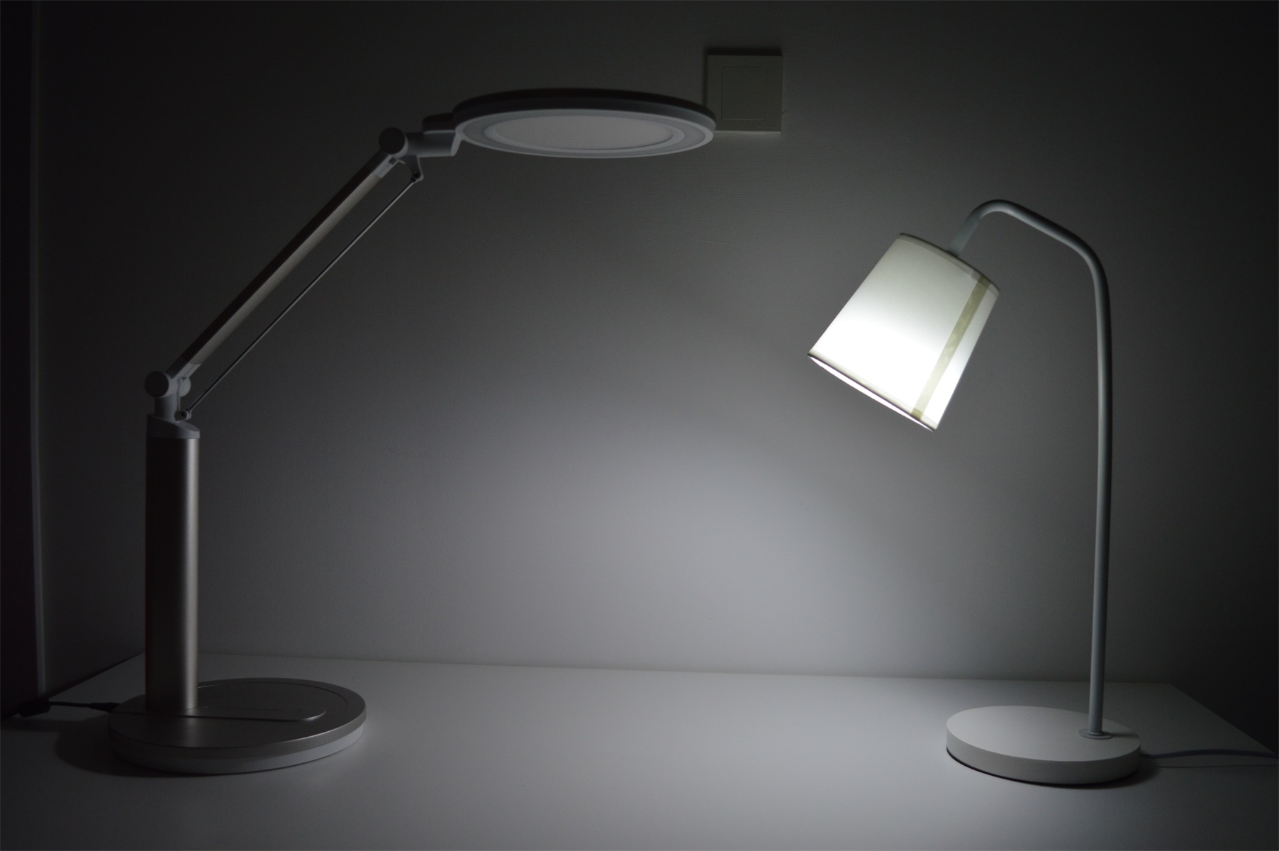 孩视宝柔和自然光护眼台灯,护眼儿童台灯图片大全