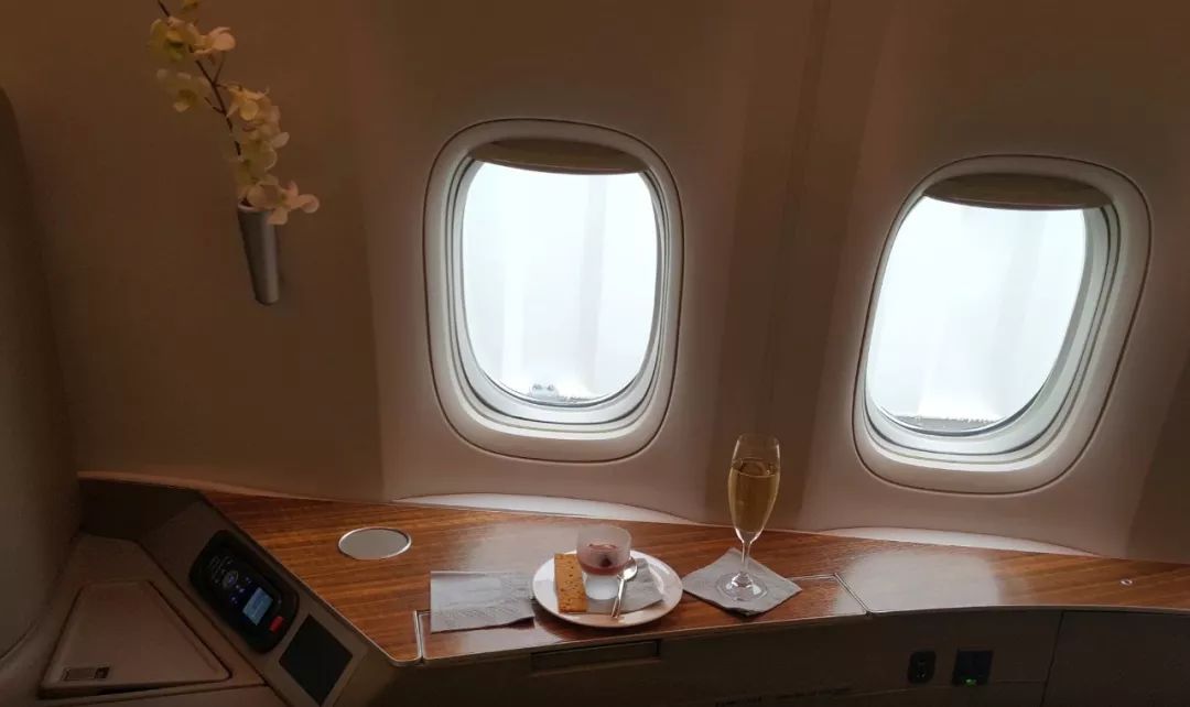 国际特价机票里程票,特价机票里程兑换攻略