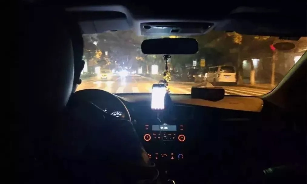 工资4千，还贷6千：威海人的夜晚，其实比白天更忙……