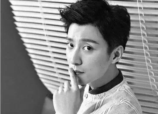 人到中年夜难寐,人到中年醒了再无法入眠