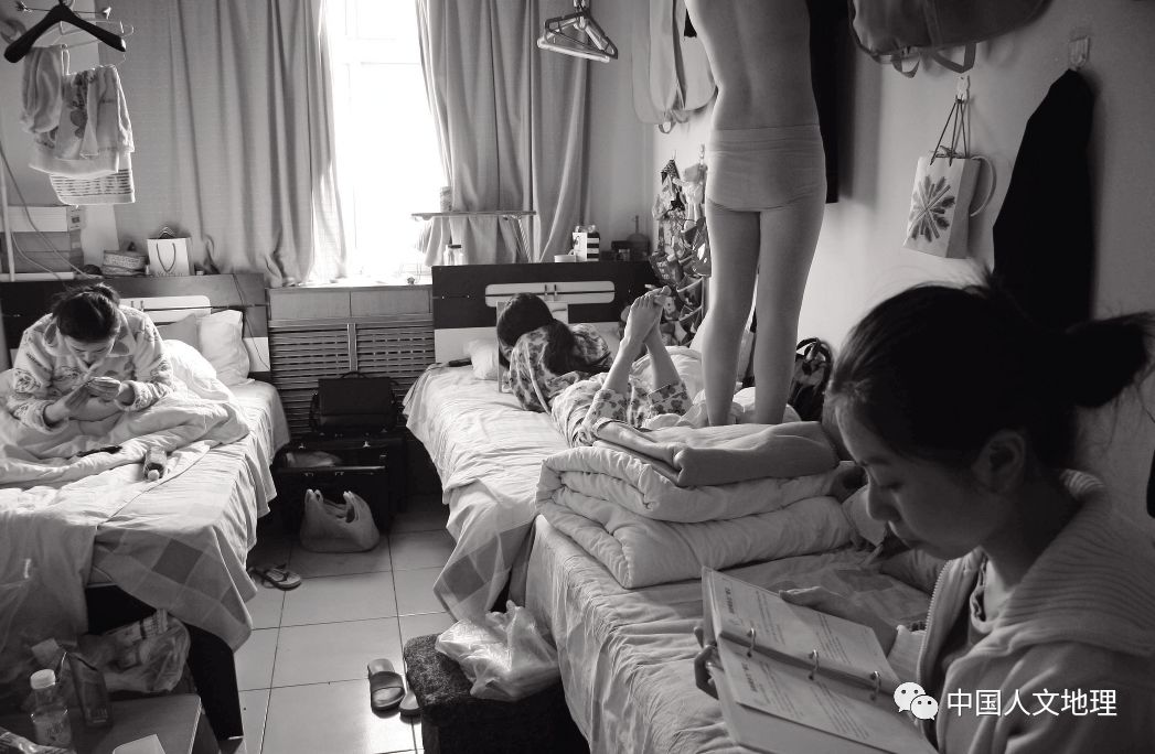 空姐日记小说简介,空姐日记电子书