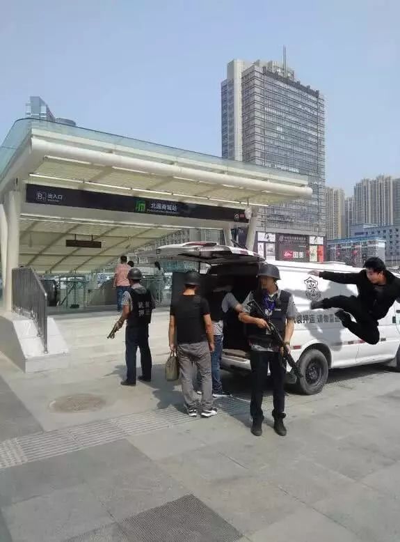 ps大神恶搞p图对比笑抽了,恶搞ps最新搞笑图片