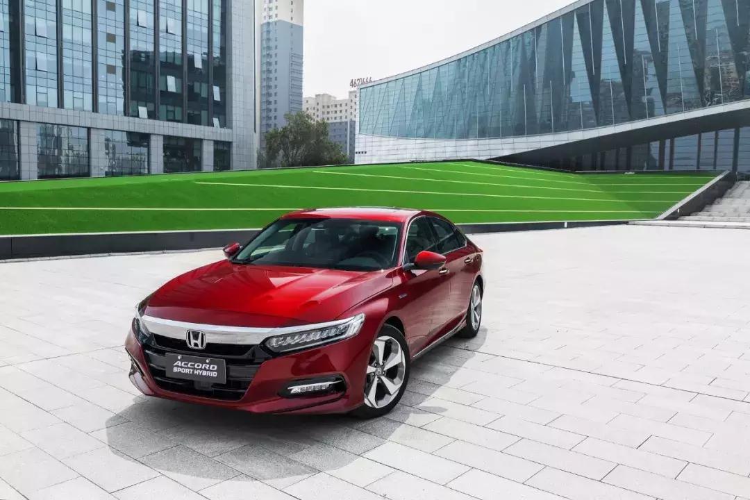 全新款大号本田雅阁十代试驾,本田雅阁混动十万公里测评懂车帝
