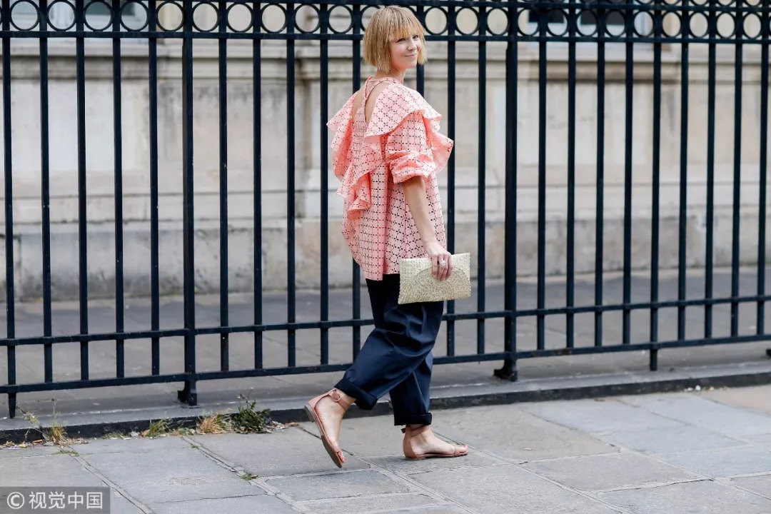 长袖衬衫怎么穿才好看,衬衫这样穿时髦又高级回头率200%