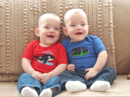 哺乳期妈妈避免吃哪些食物,哺乳期妈妈要尽量少吃这4种食物