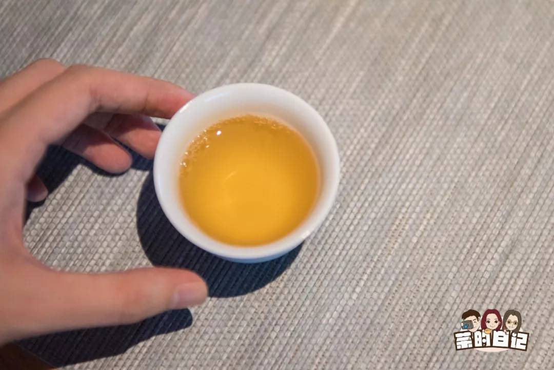 一喝单丛误终生从蜜兰香开始,一喝单丛茶就胃疼