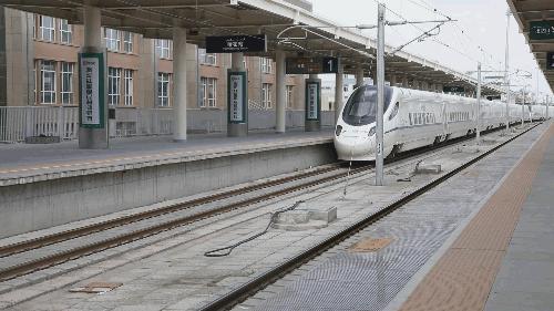 哈密站今日列车时刻表,哈密站列车时间表