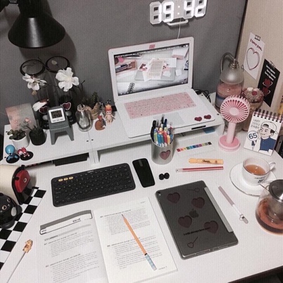 ins风书桌收纳,整理书桌ins风改造图片