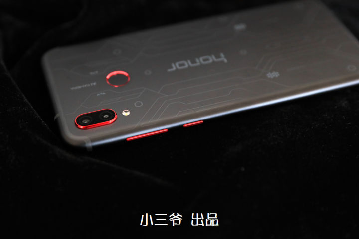 最新测评荣耀play,荣耀play首发游戏评测