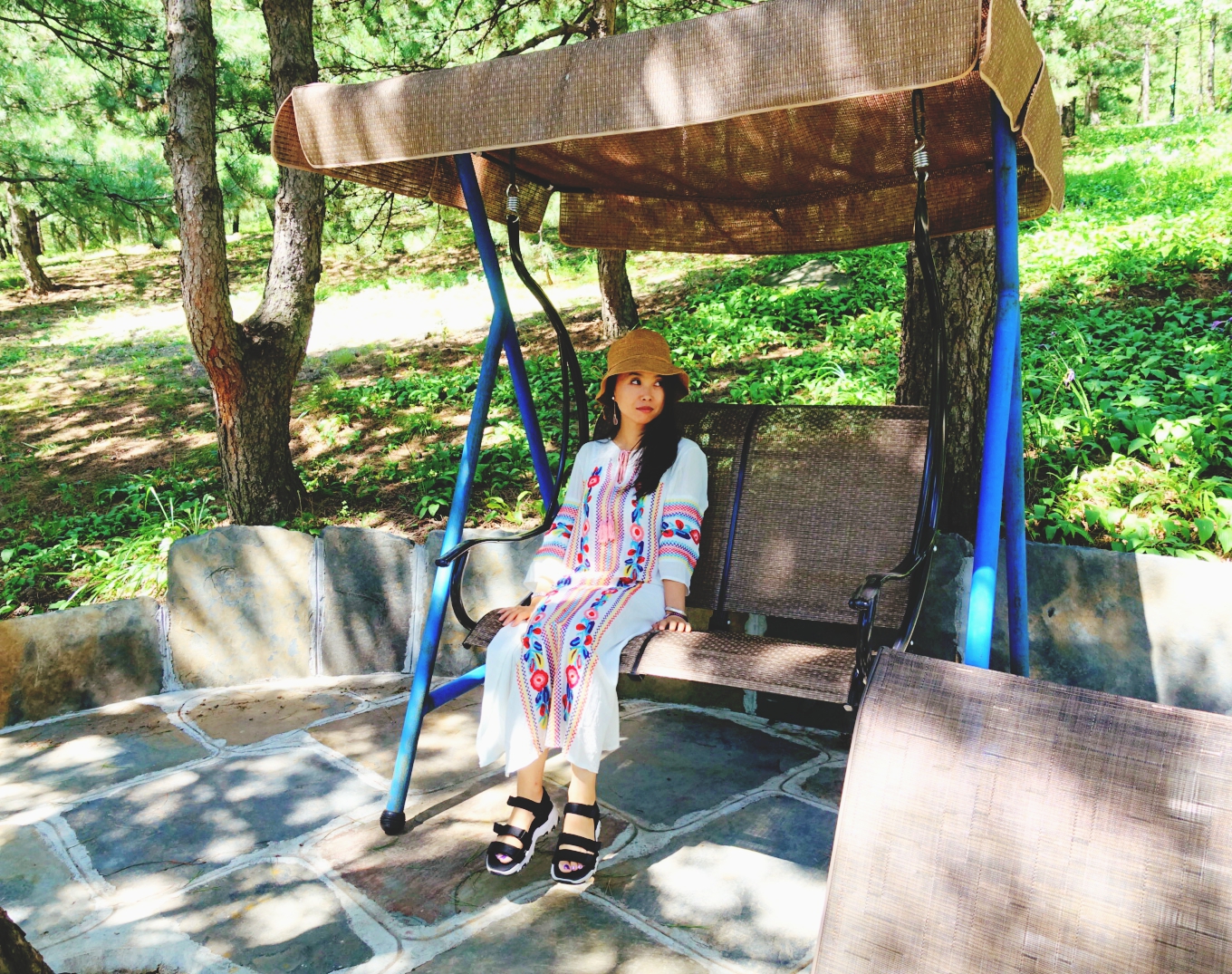 大森林里的小木屋秋雨后美成让人窒息云海小木屋离北京120公里