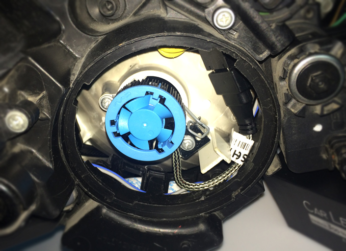 更换led车灯要不要装防尘罩,汽车大灯更换外罩需要多少度