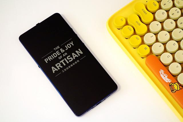 坚果pro2s三大键失灵,发布一年的坚果pro2s还值得购买吗