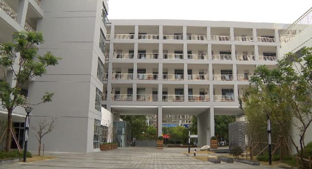 西附初中哪个校区环境最好,西附水土师资力量