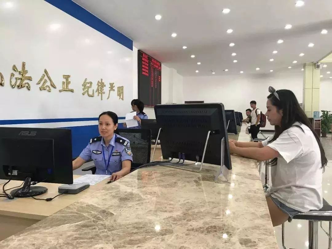 c驾驶证6年到期提前多长时间换证,满60岁摩托车驾驶证到期换证流程