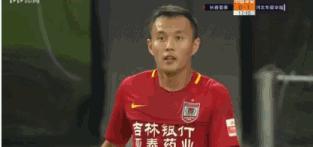 国足骂战升级这次被骂冤吗,国足踢球时被骂