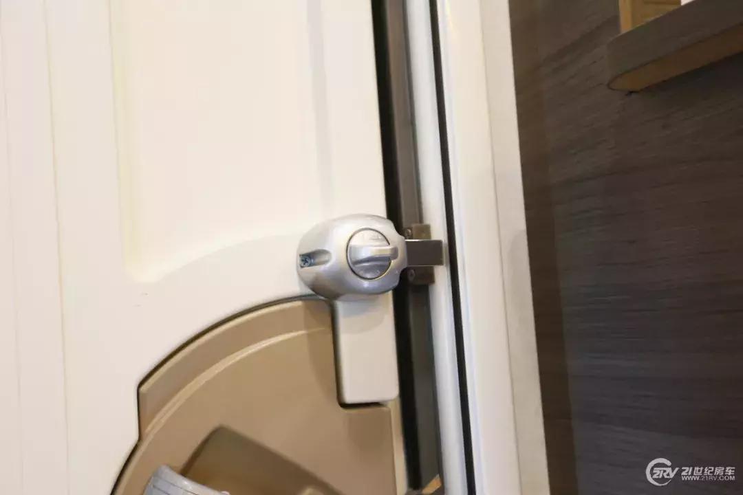 最贵房车排行榜,最贵房车价值近千万堪比豪宅