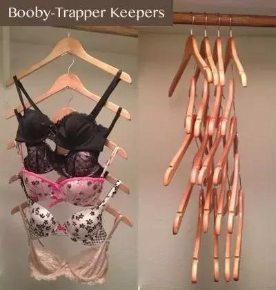 她在衣柜里系了根鞋带，衣柜竟然瞬间大一倍！