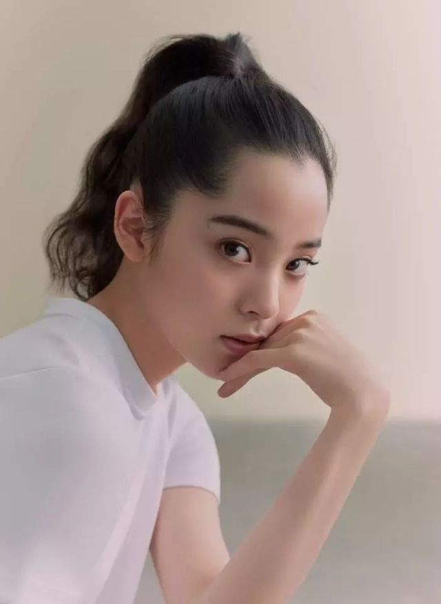 90后多才多艺的女星，迪丽热巴关晓彤上榜，还有这七位！