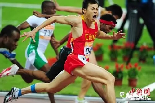 苏炳添百米国际大赛最好成绩,苏炳添百米夺冠看的人热血沸腾