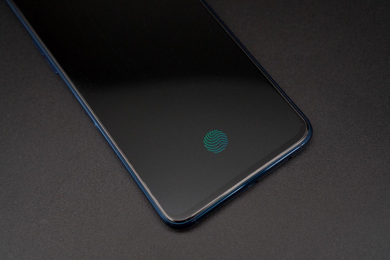 oppor17是属于什么刘海屏,水滴屏真香oppor17极速上手体验