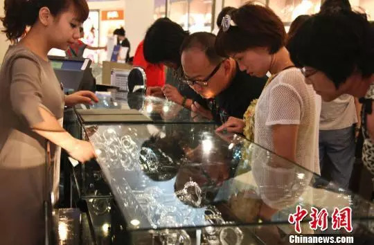 涓汉涓㈠埌鍥藉鍘讳簡鏂伴椈,涓汉涓㈠埌鍥藉鍘讳簡