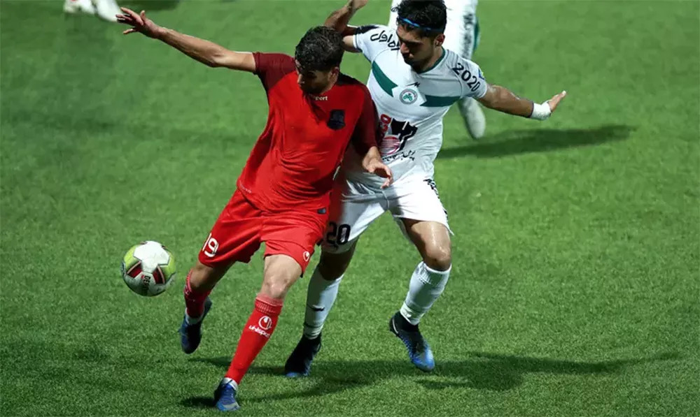 「影集」欧盟：世界上没有免费的照片，伊朗女摄影师为拍摄足球比赛爬上屋顶