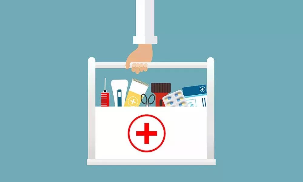 10岁男孩身上大面积发痒,男孩手脚浑身痒起疙瘩是什么原因