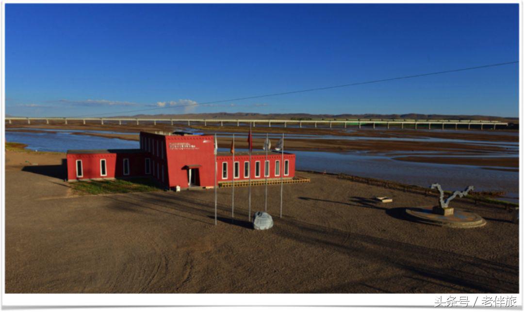 公益、毒枭、足球、电影——“老伴旅”分享“壮游者”四个好故事