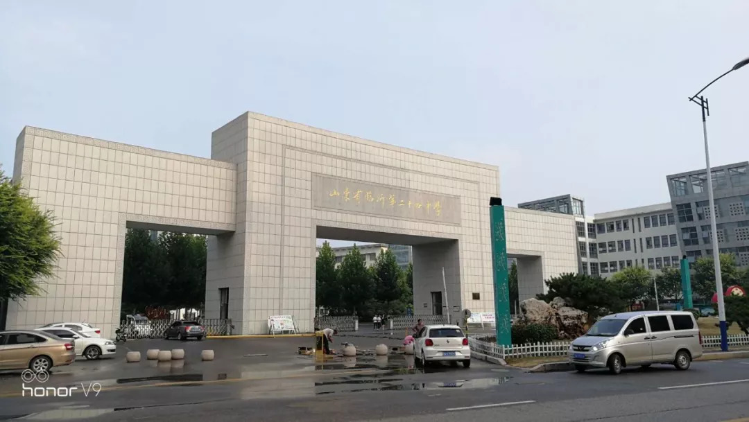 临沂公寓新地标，5米河景Loft，一手专访「城开东岸」