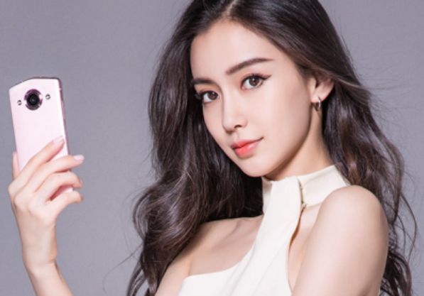 从千亿跌至百亿,只用了一年!Q版“腾讯”到底做错了什么?