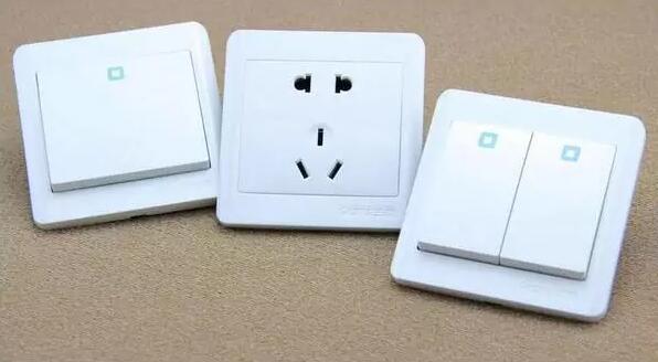 节能灯关灯后一闪一闪的怎么回事,家里led灯关了还是一闪一闪的