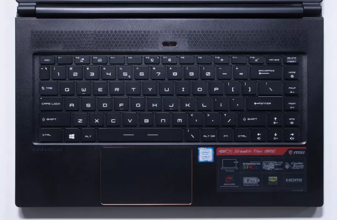 聊一台游戏性能超强的笔记本,聊聊轻薄游戏本的选择难题