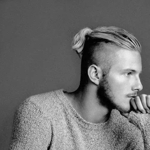 自来卷能不能剪出好看的发型,自来卷适合的发型编发