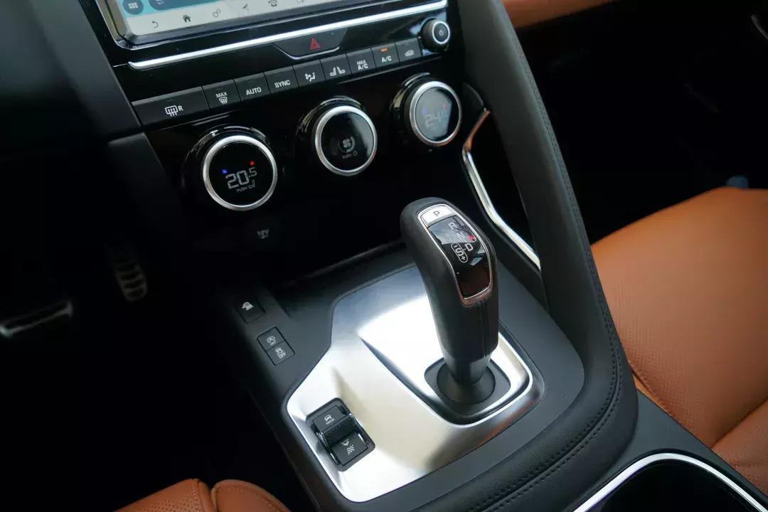 捷豹e-pace首发限量版试驾,捷豹e-pace曜黑版测评