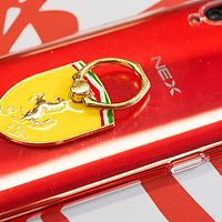 赛博朋克撞色鼠标测评,赛博朋克风发光线条