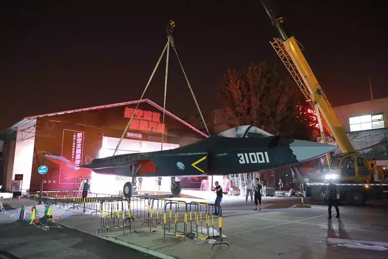 燃烧吧!军武!第三届军武嘉年华不能没有你,这次我们共唱战歌!