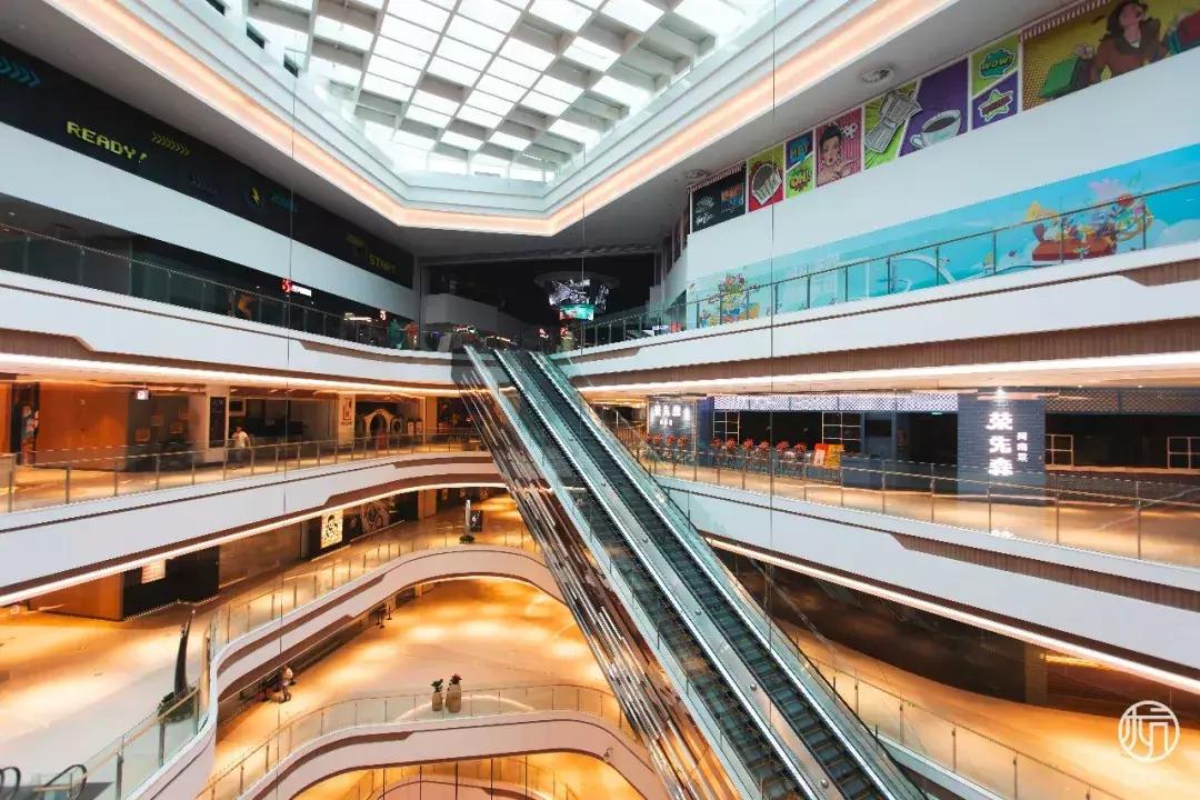 实拍大悦城！傲娇小公举“Molly”带你揭秘！