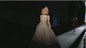 二次元的死亡瞬间,二次元的死亡发型