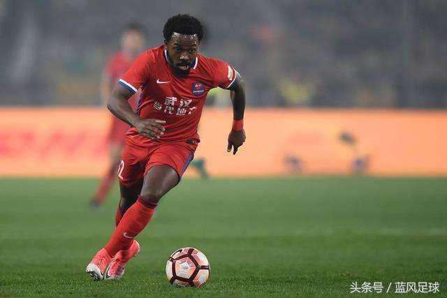 连续8轮不胜!重庆队到最危急时刻,球队大腿伤缺12轮球迷太想念