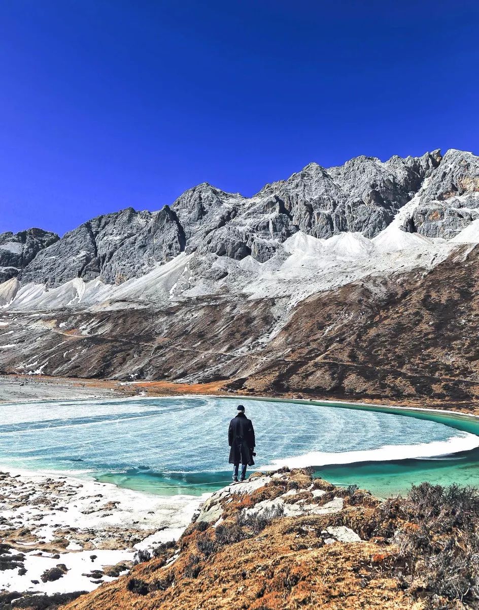 老子不上班请假去稻城,9月不上班了句子