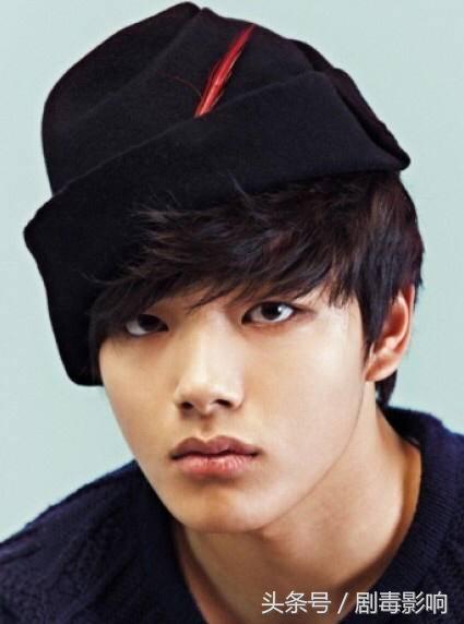 李钟硕入伍告别时间,李钟硕入伍生涯