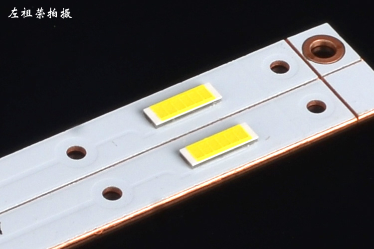 汽车车灯更换led大灯怎么调聚光,汽车led大灯怎么装才聚光