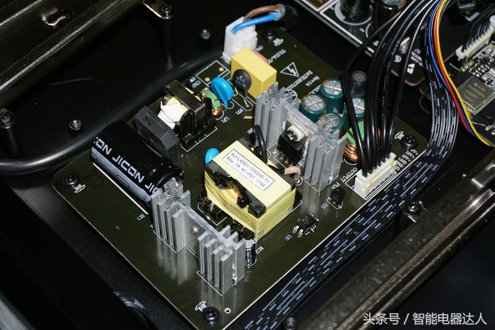 4kuhd和full4k,4kuhd和4khdr哪个好