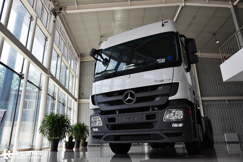 不止是面子，为何开大奔能让人自豪？通过奔驰卡车告诉您背后原因