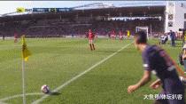 迪马利亚从角球点插花脚破门,23分13秒迪玛利亚发角球