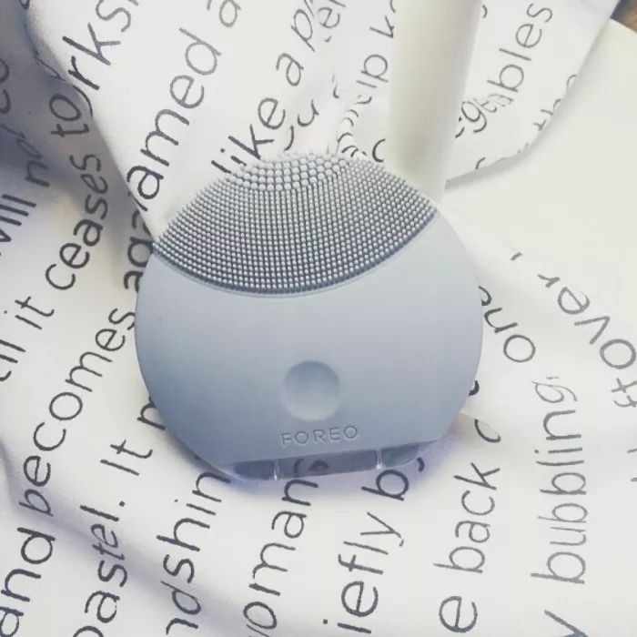 收了礼物把我拉黑怎么要回,收了我的礼物却拉黑了我