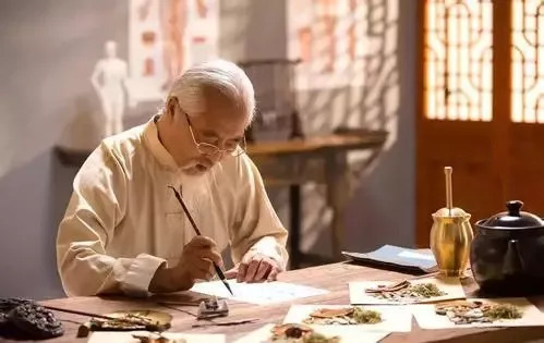 中医vs西医有什么区别,中医vs西医谁更胜一筹